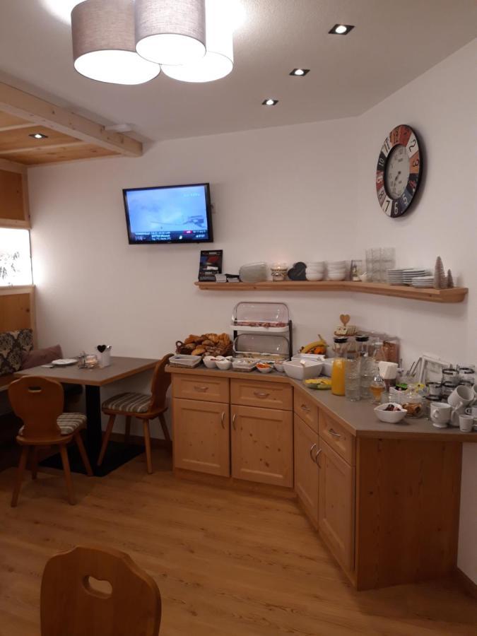 Haus Kuechelspitz Bed & Breakfast อิสชเกิล ภายนอก รูปภาพ