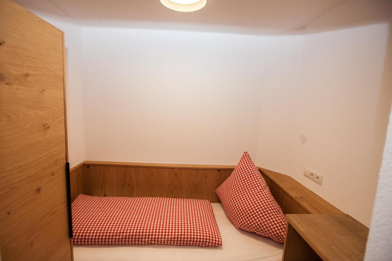 Haus Kuechelspitz Bed & Breakfast อิสชเกิล ภายนอก รูปภาพ